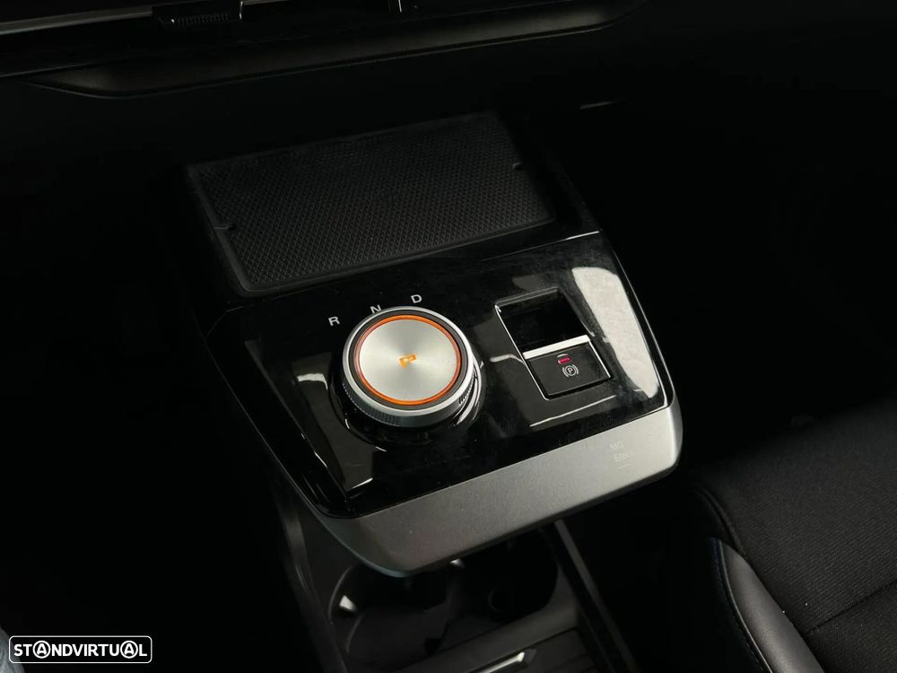 MG MG4 64 kWh Luxury - 20