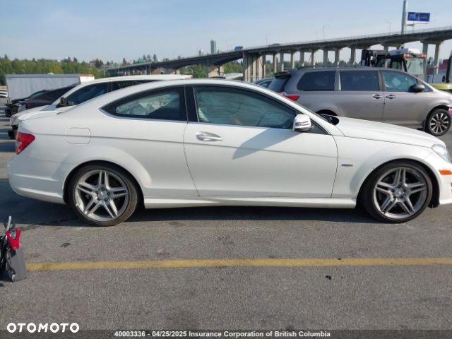 Mercedes-Benz Klasa C 350 (BlueEFFICIENCY) 7G-TRONIC - 29