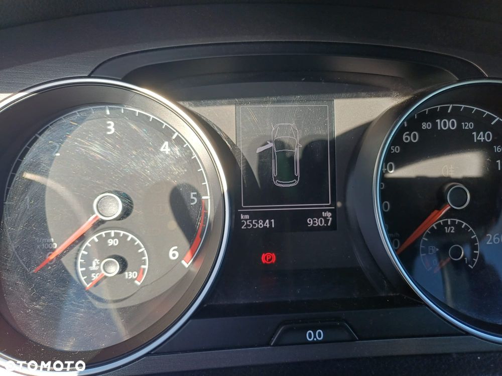Volkswagen Golf 1.6 TDI BlueMotion Technology Comfortline - 15
