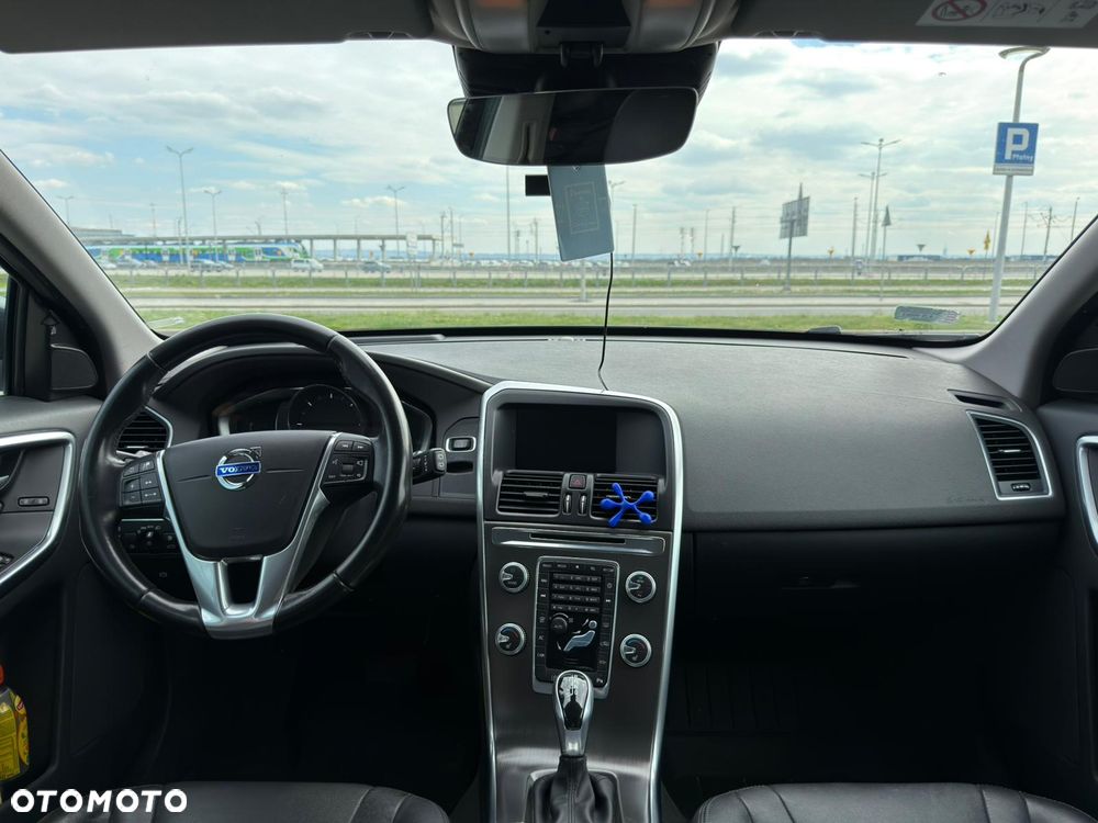 Volvo XC 60 D4 Geartronic Kinetic - 9