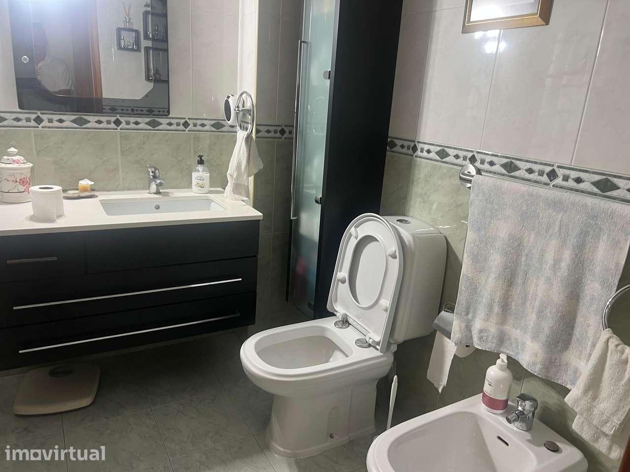Apartamento T2 centro Barcelos, prédio Fersil, bem situado - Grande imagem: 5/7