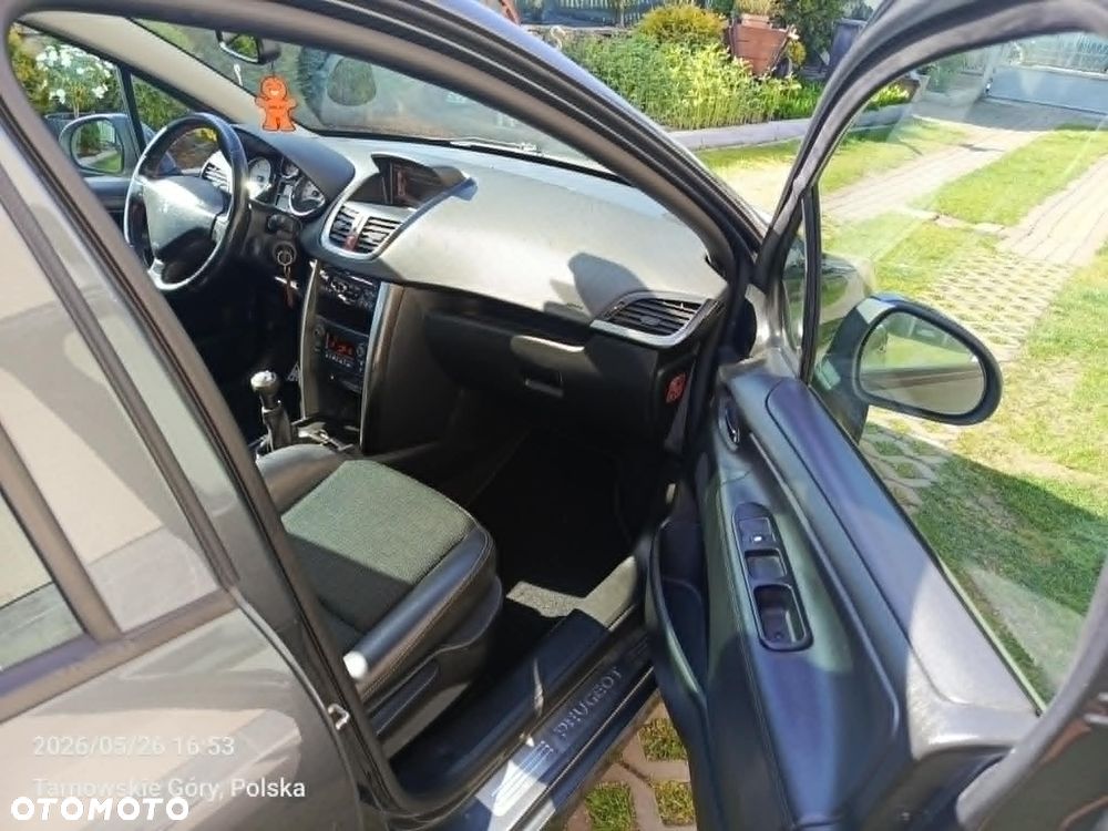 Peugeot 207 1.6 HDi Access 98g - 13