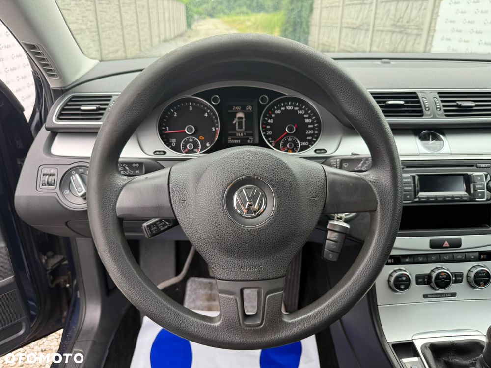 Volkswagen Passat Variant 1.6 TDI BlueMotion - 9