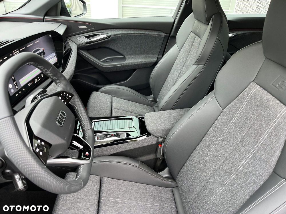 Audi Q6 e-tron - 14