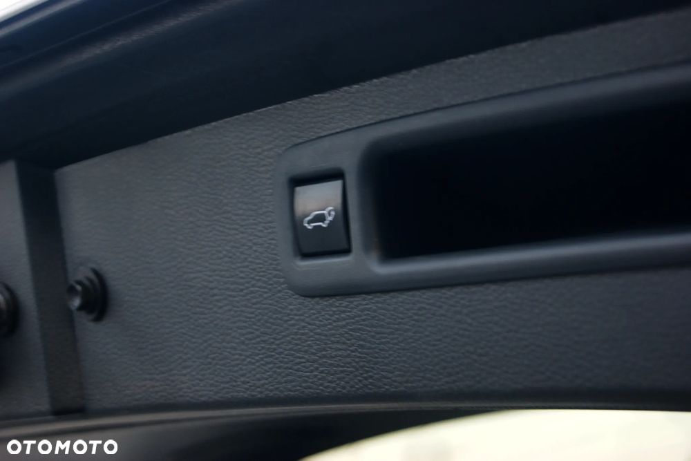 Toyota Highlander 2.5 Hybrid Executive Style - 39