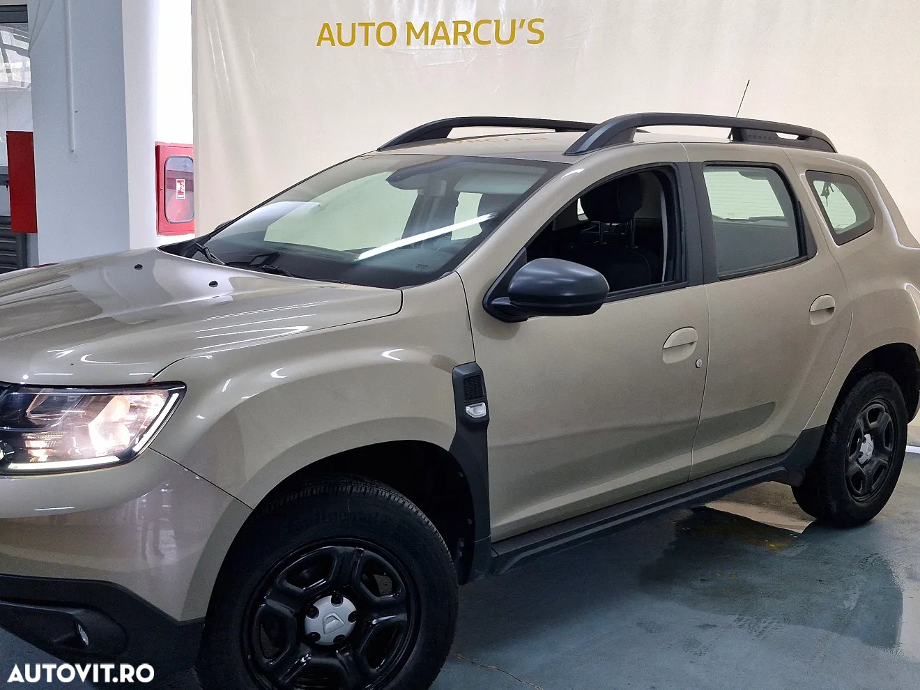 Dacia Duster 1.6 4x2 Laureate - 6