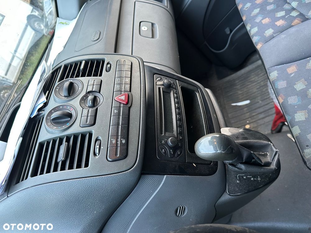 Mercedes-Benz Vito - 11