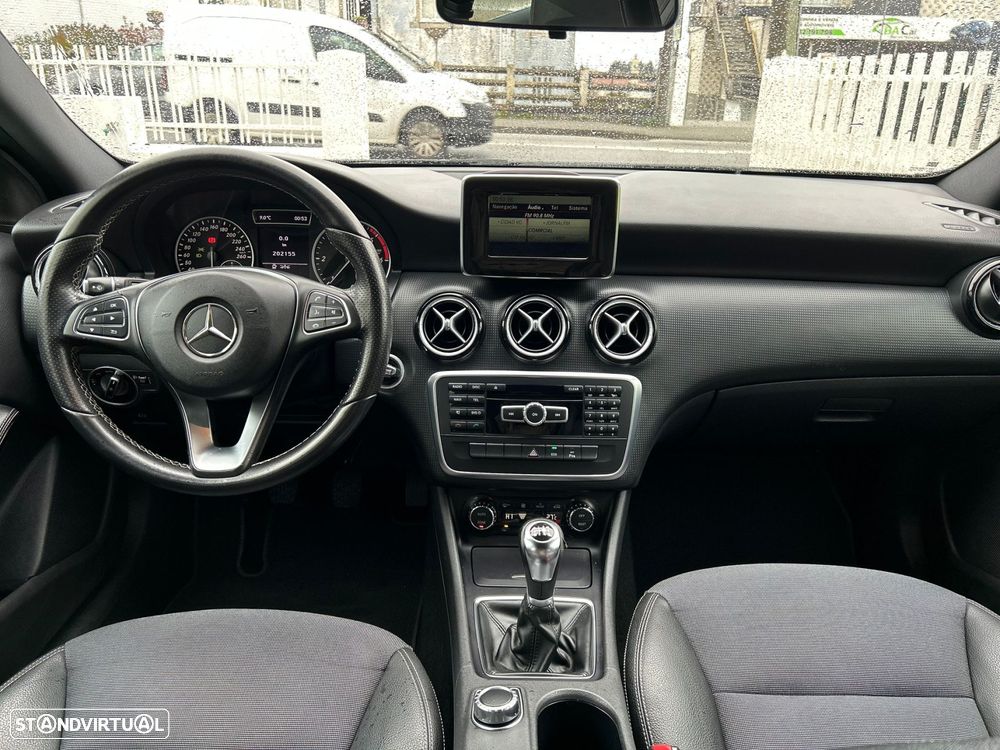 Mercedes-Benz A 180 - 10