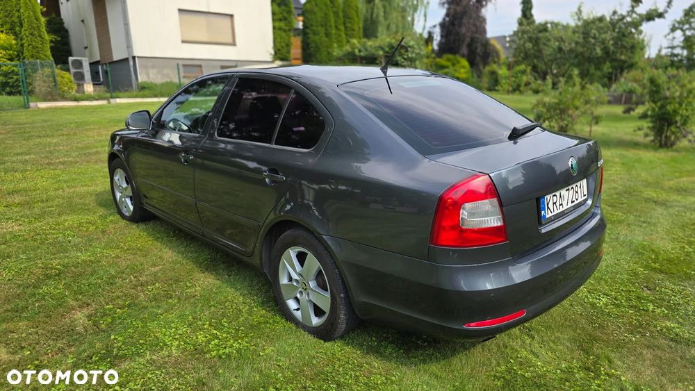 Skoda Octavia 1.6 TDI Ambiente - 10