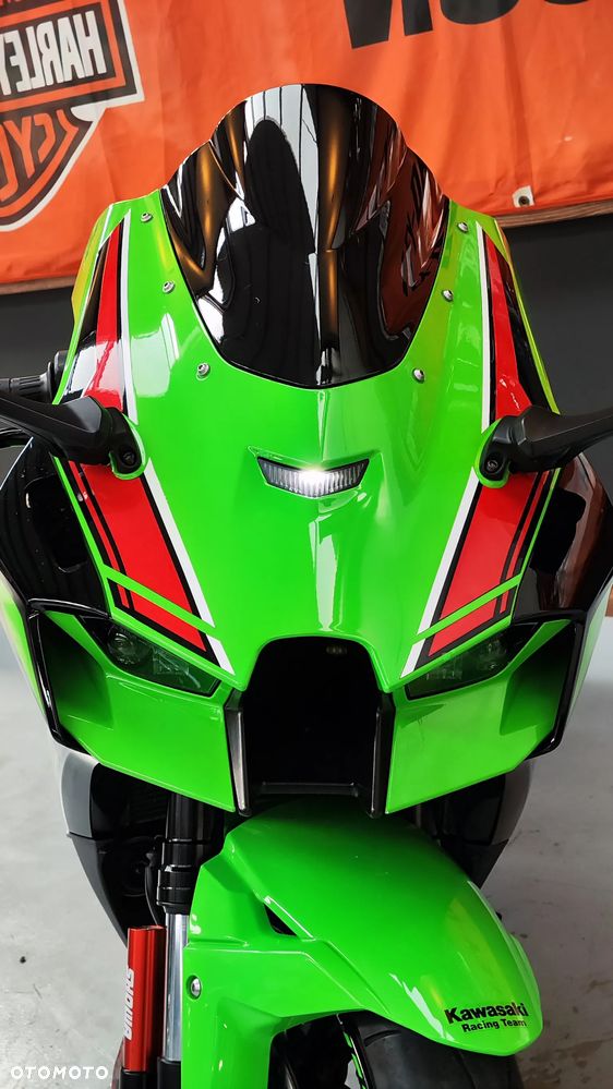 Kawasaki ZX - 28