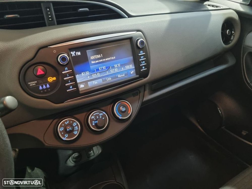 Toyota Yaris 1.0 VVT-i ACtive - 10