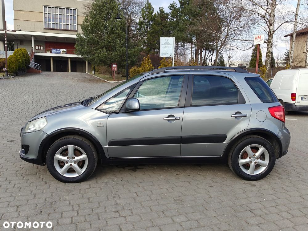 Suzuki SX4 1.9 DDiS DPF 4x2 Comfort - 15