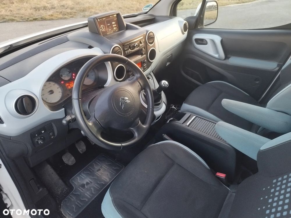 Citroën Berlingo Multispace VTi 120 SELECTION - 11