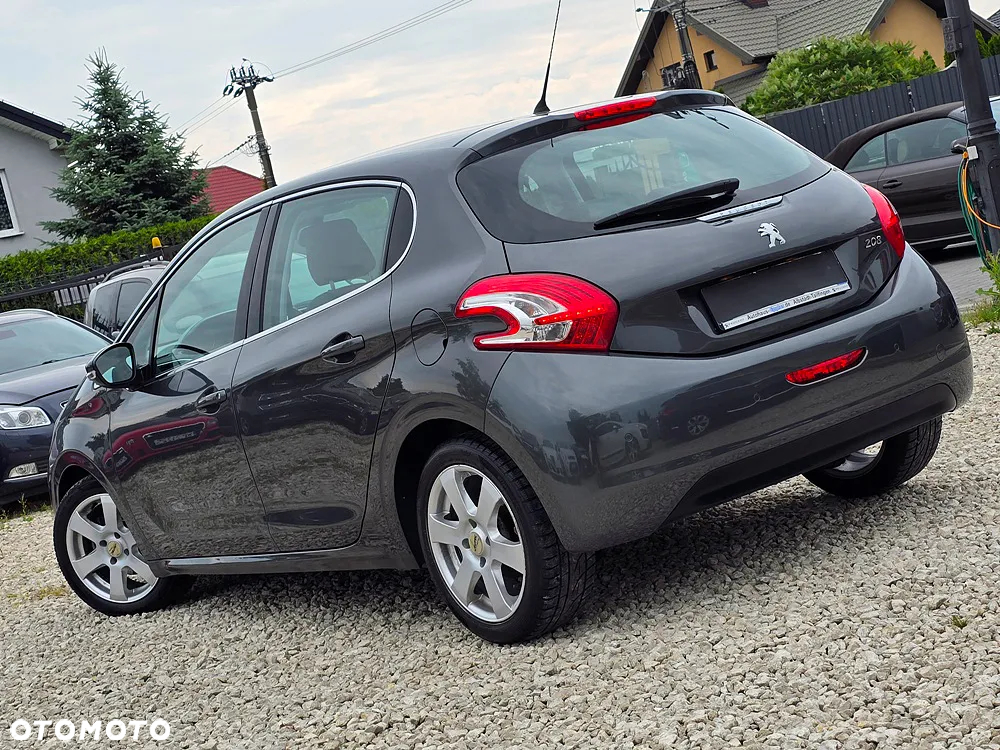 Peugeot 208 120 VTI Allure - 3
