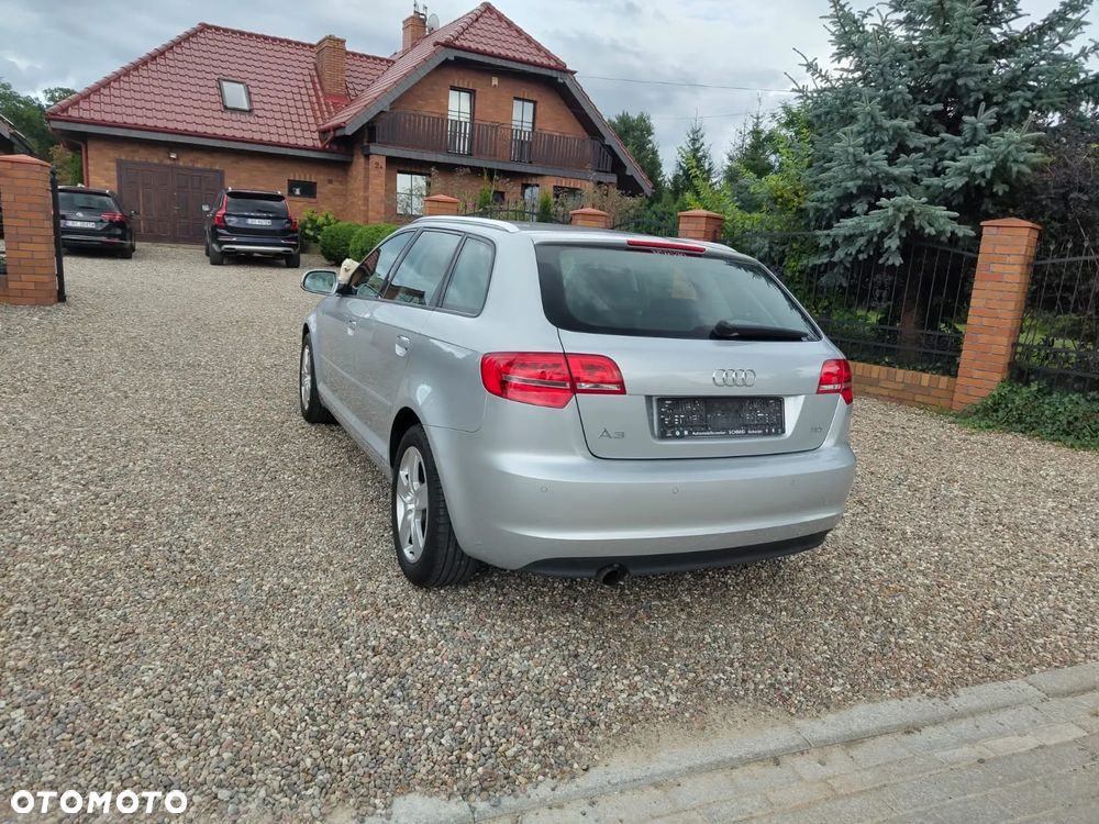 Audi A4 2.0 TDI DPF S line Sportpaket - 18