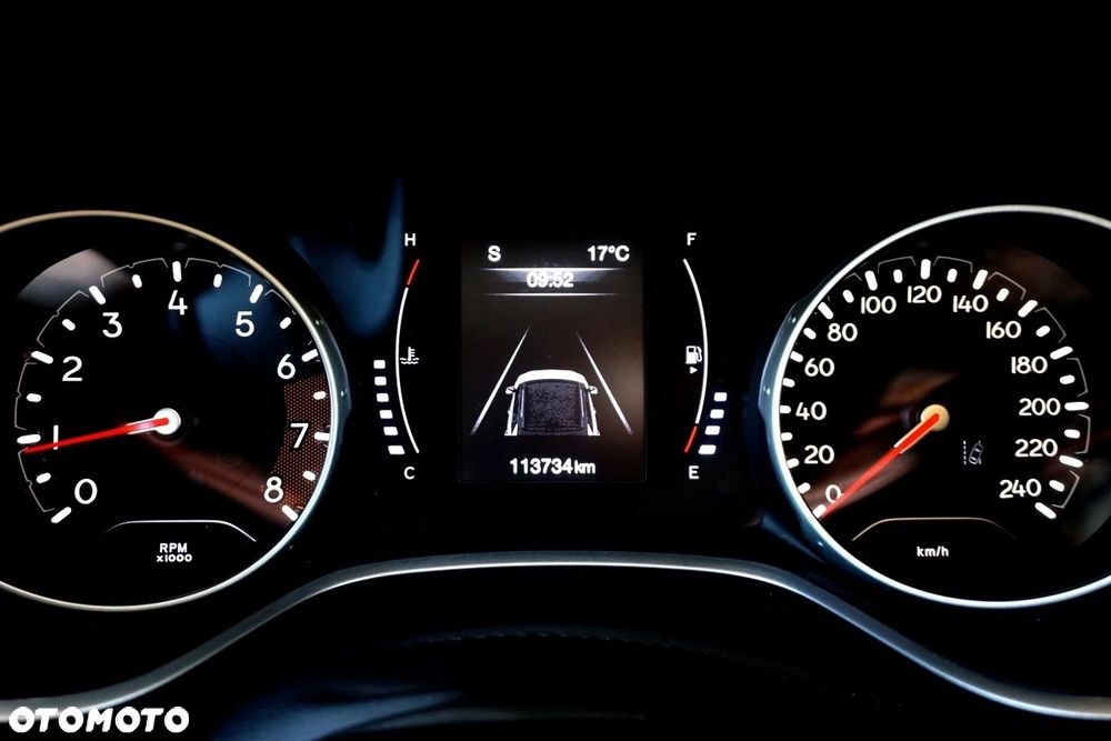 Jeep Compass - 28