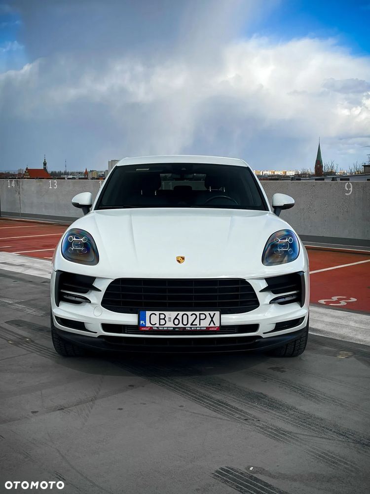 Porsche Macan Standard - 2