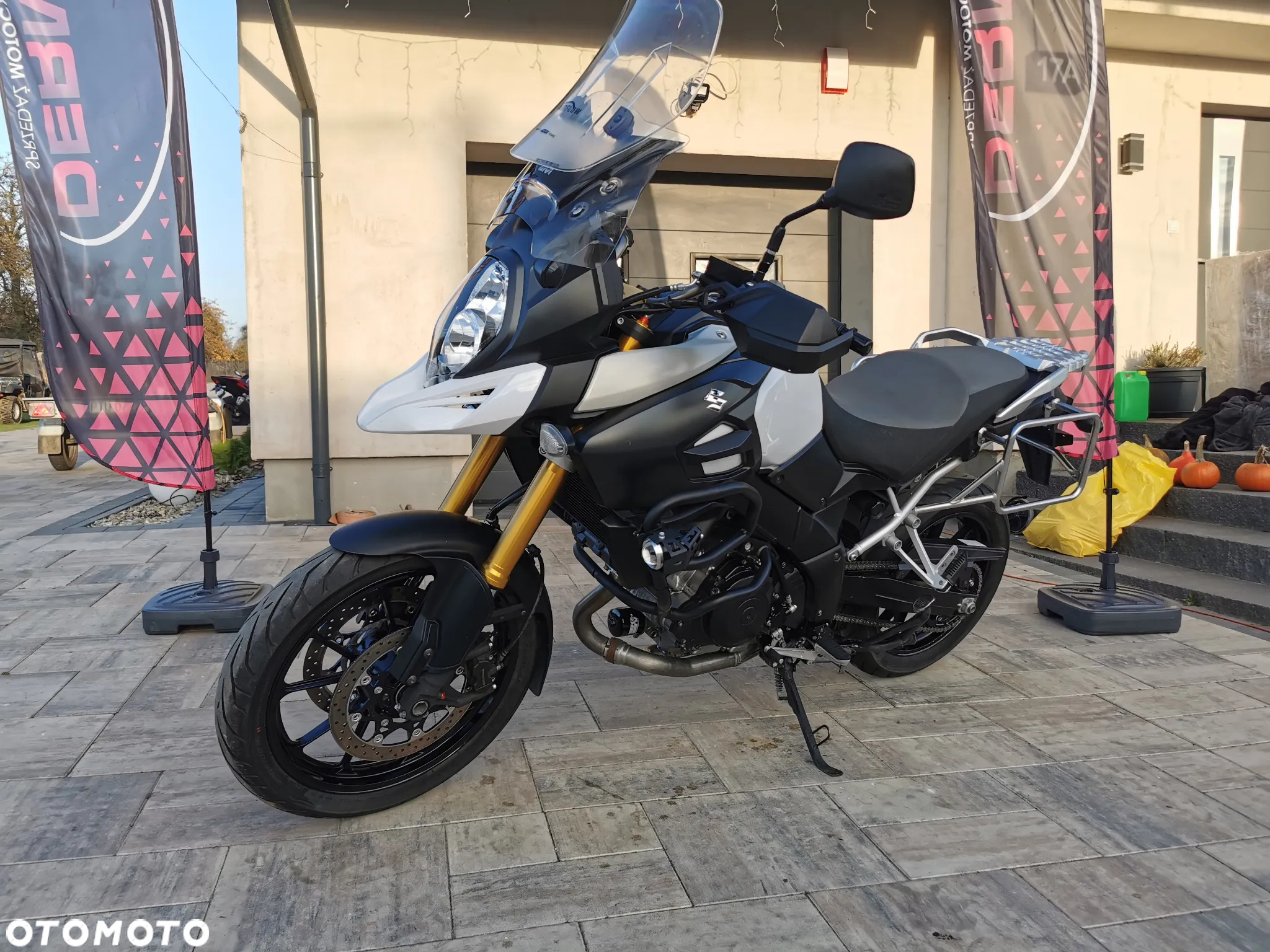 Suzuki DL - 4
