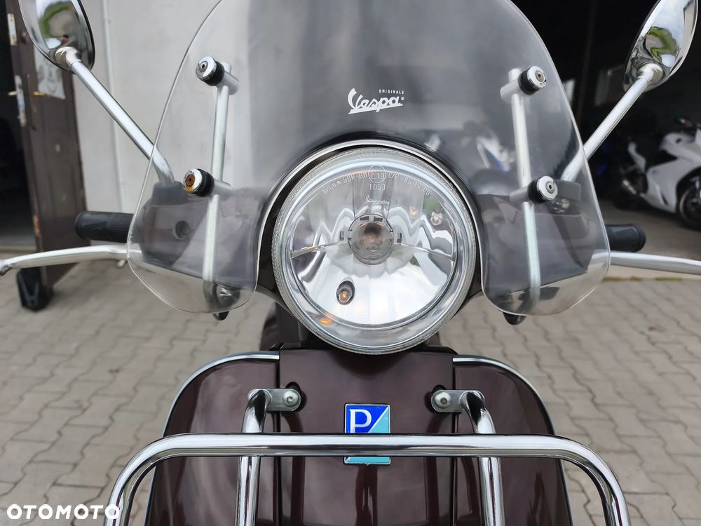 Piaggio Vespa - 25