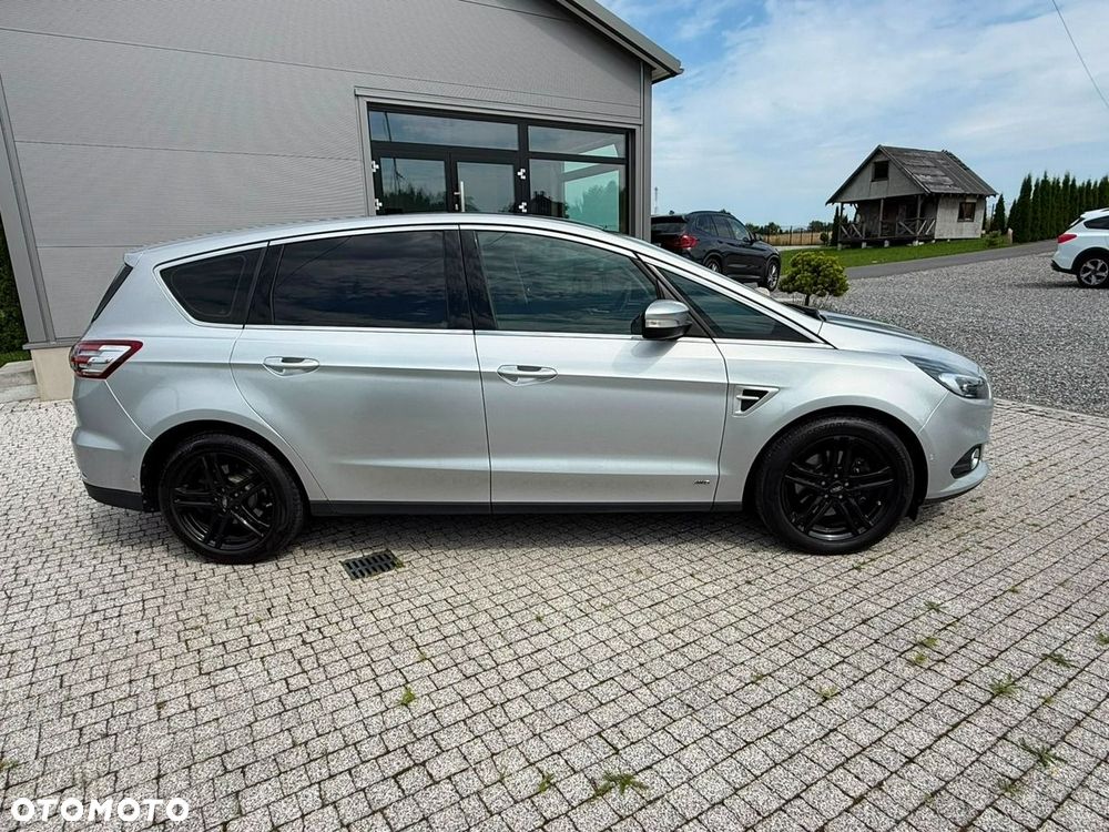 Ford S-Max - 8