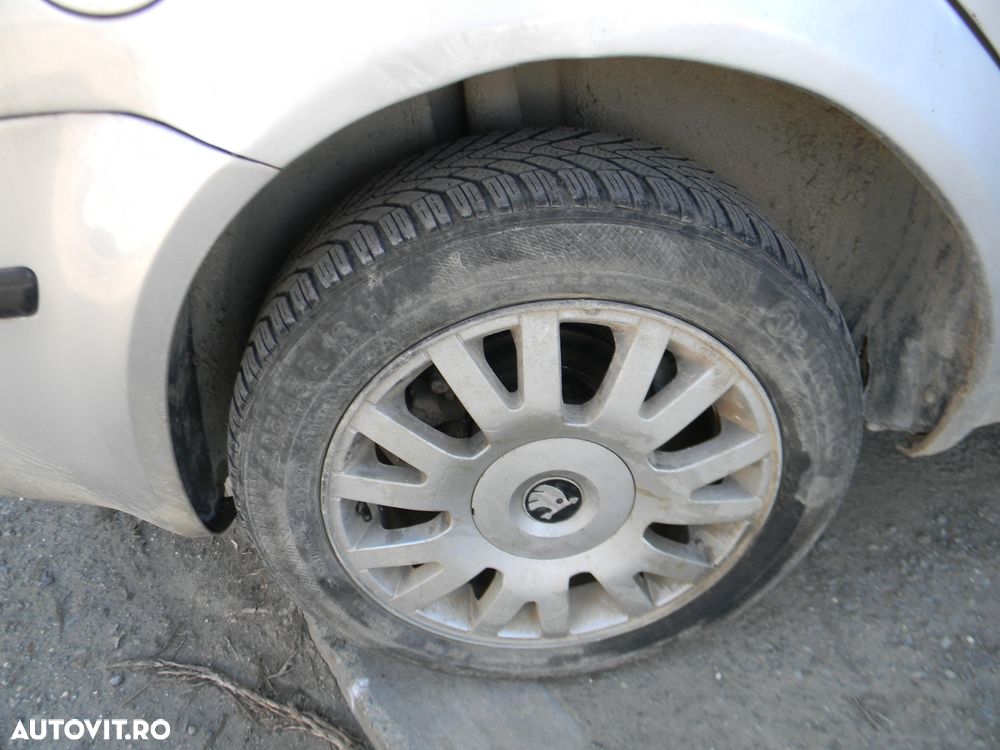 Dezmembrari  Skoda SUPERB 1 (3U)  2001  > 2008 1.9 TDI Motorina - 46
