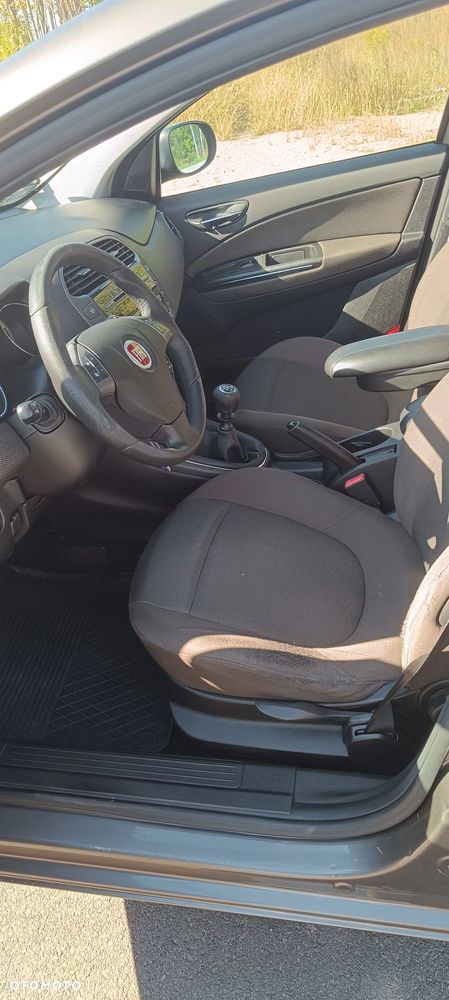 Fiat Bravo 1.9 Multijet Estiva Blue&Me - 9