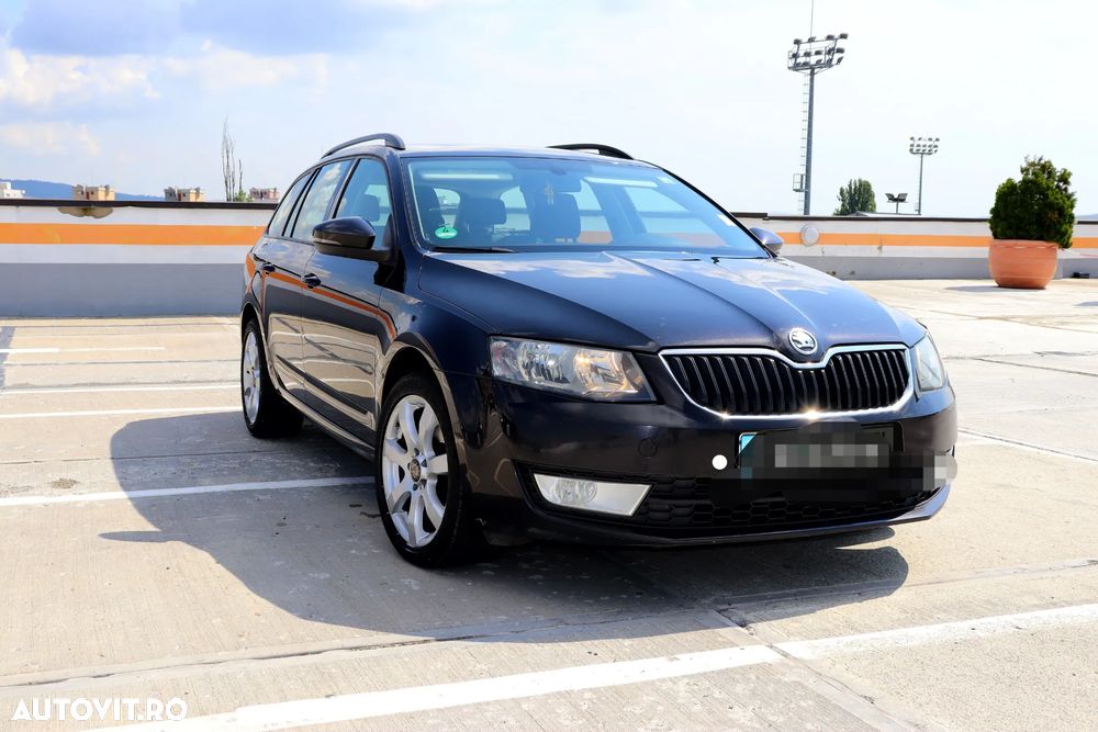 Skoda Octavia 2.0 TDI DSG Style - 1