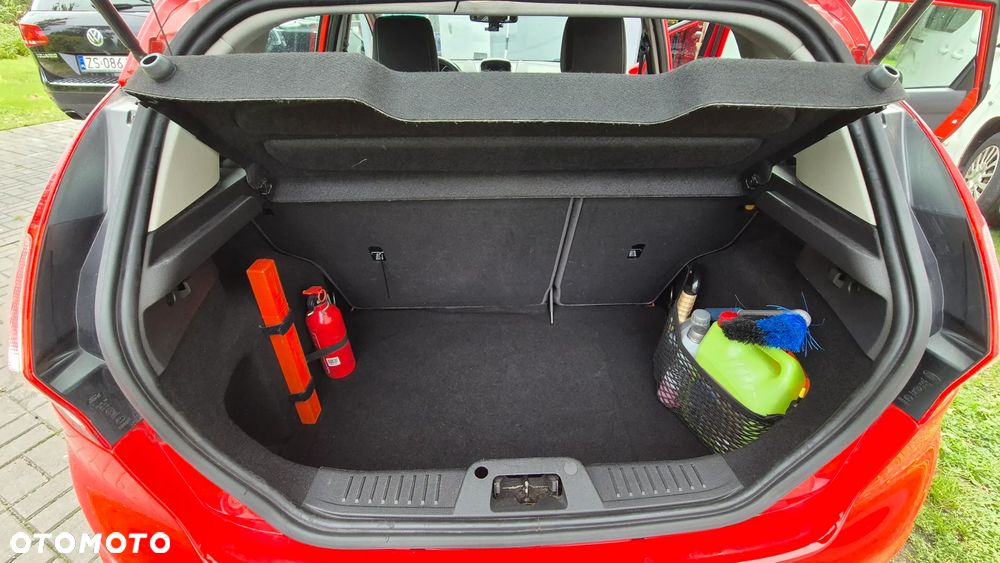 Ford Fiesta 1.6 TDCI Titanium - 12