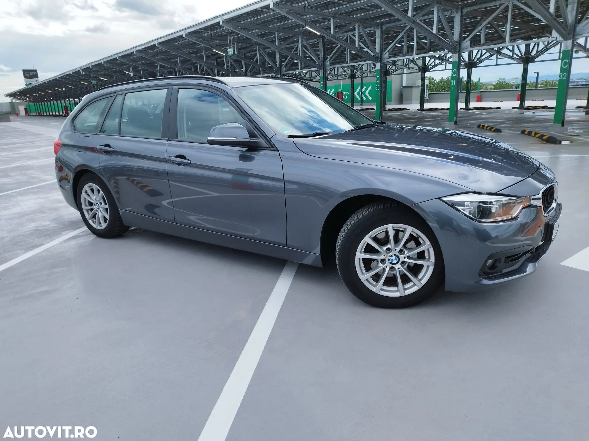 BMW Seria 3 318d Touring Aut. Advantage - 1