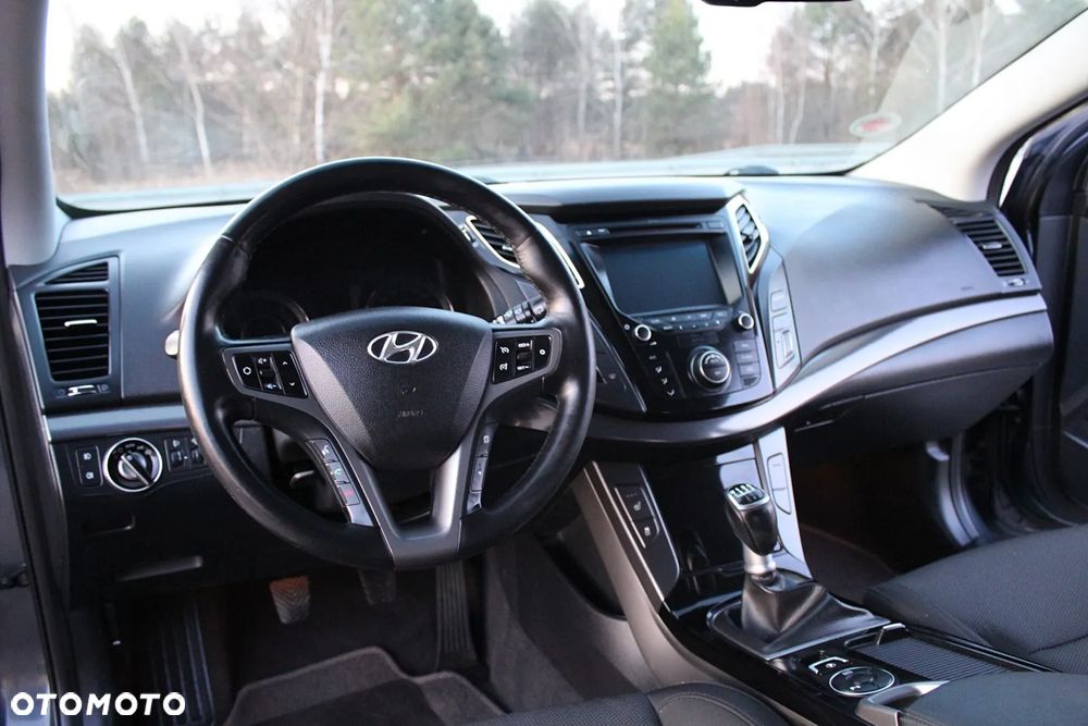 Hyundai i40 Kombi 1.7 CRDi Premium - 14