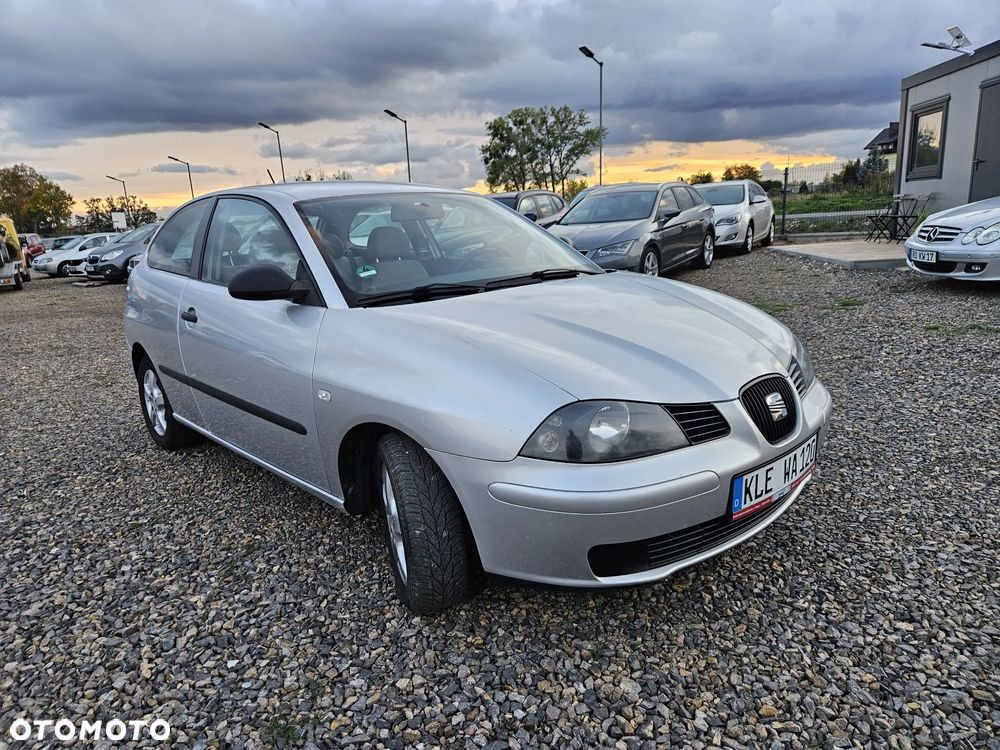 Seat Ibiza 1.4 16V Stylance - 4
