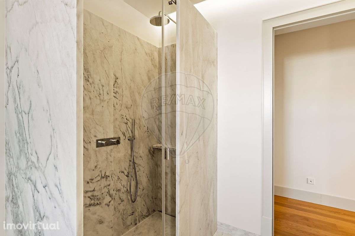 Moradia T4 para venda - Grande imagem: 4/50