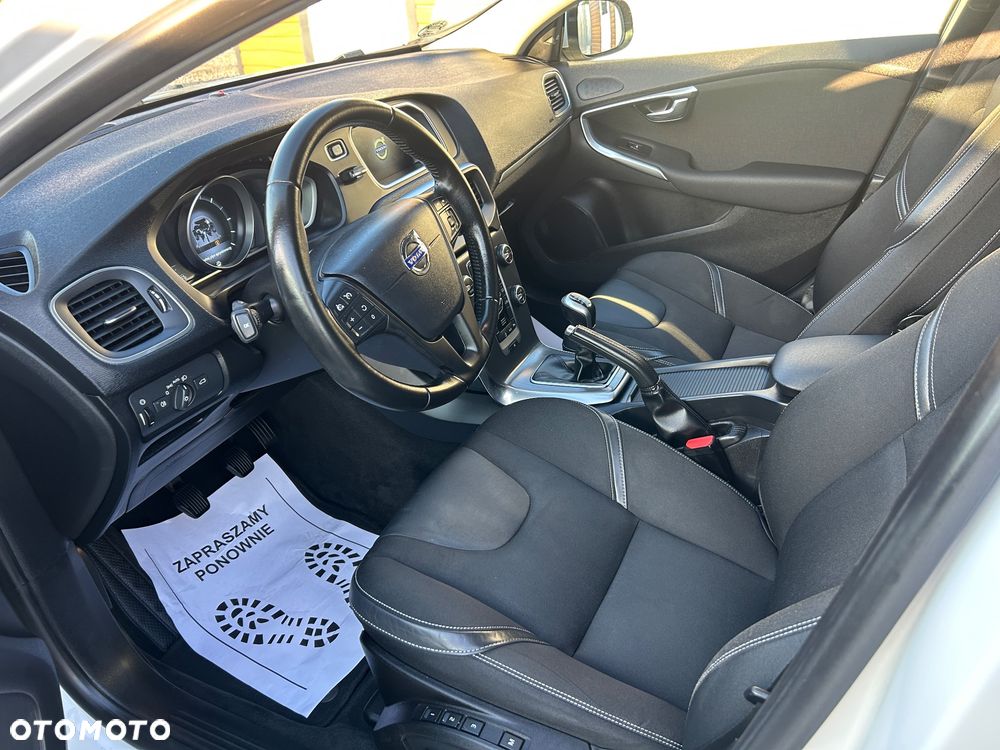 Volvo V40 D2 Kinetic - 10