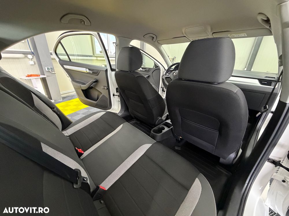 Skoda RAPID 1.0 TSI Ambition - 6