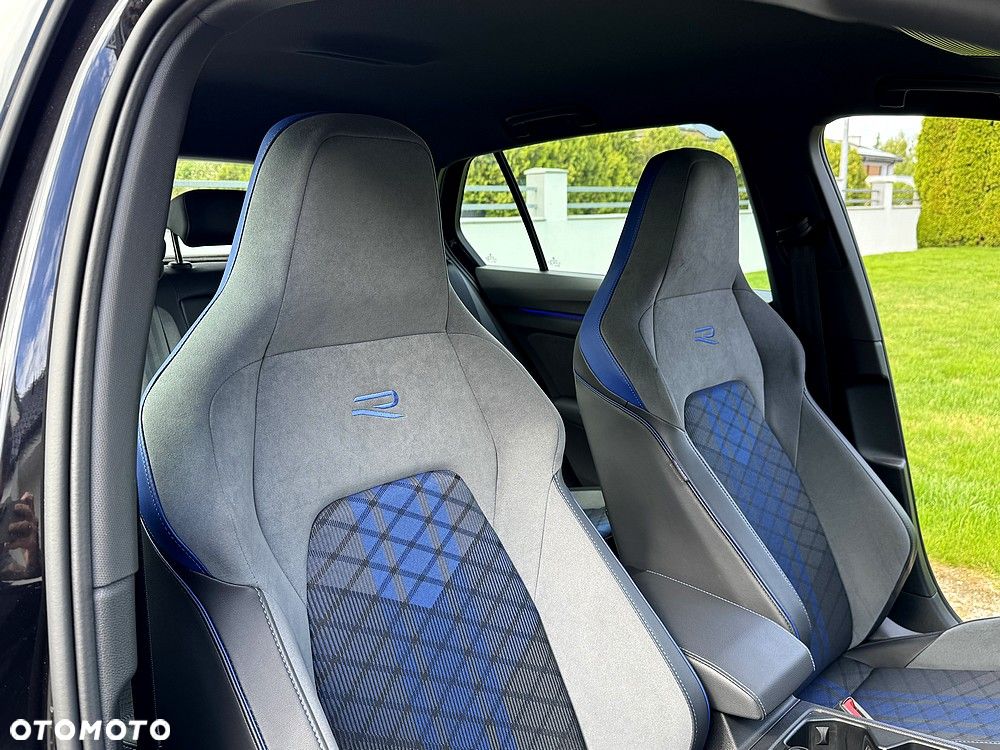 Volkswagen Golf 2.0 TSI 4Motion R DSG - 39