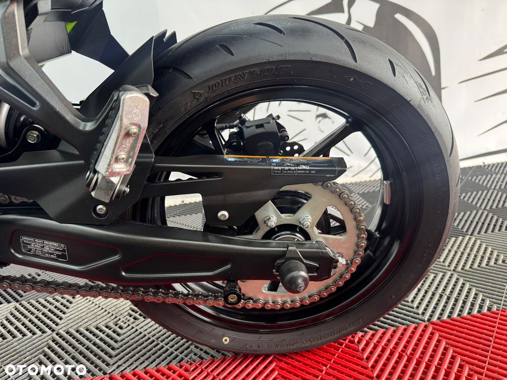 Kawasaki Z 650 - 18