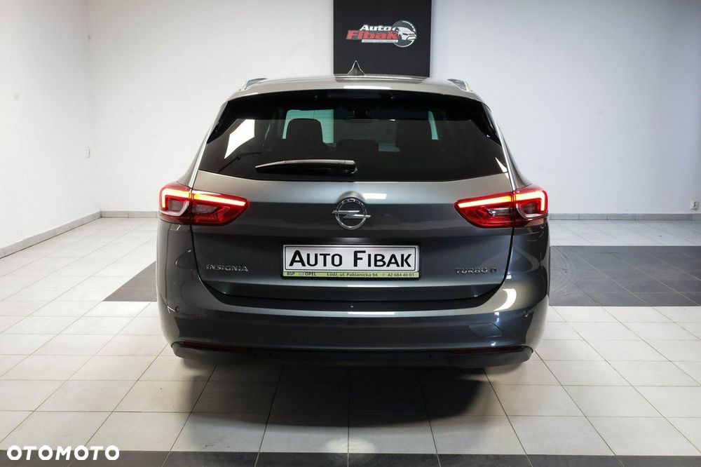 Opel Insignia - 10