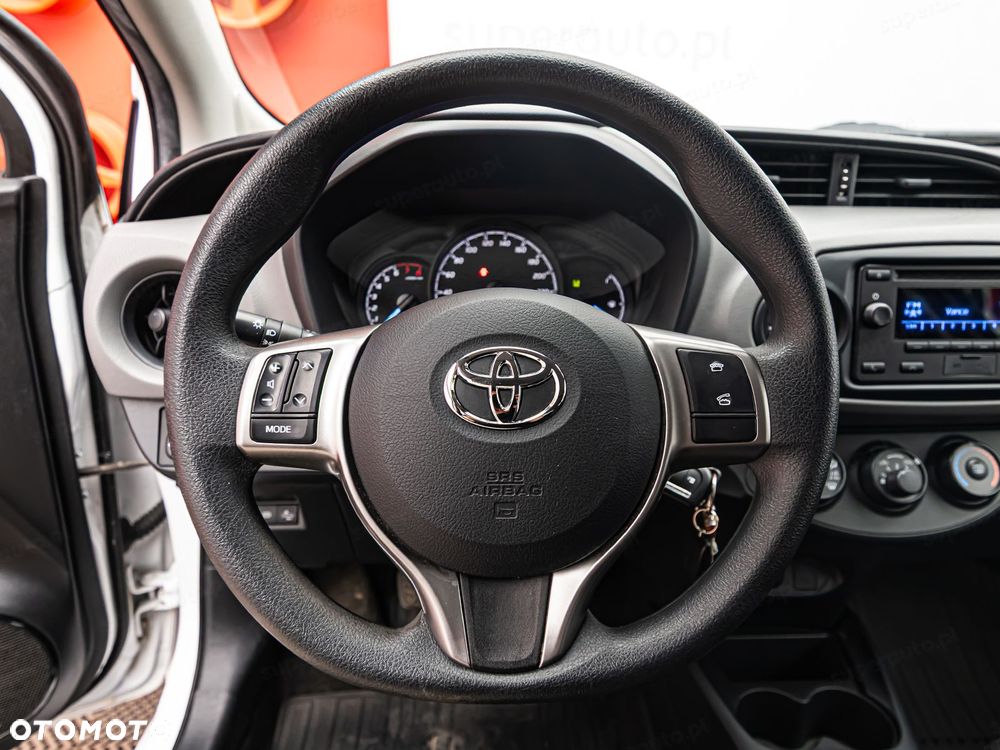 Toyota Yaris Active 1.5 111KM - 15