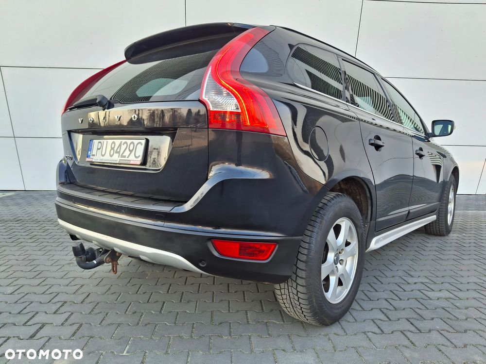 Volvo XC 60 D3 Momentum - 3