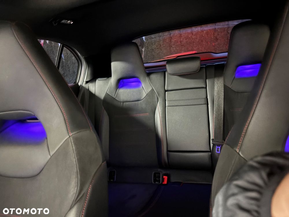 Mercedes-Benz Klasa A 200 d AMG Line 8G-DCT - 36