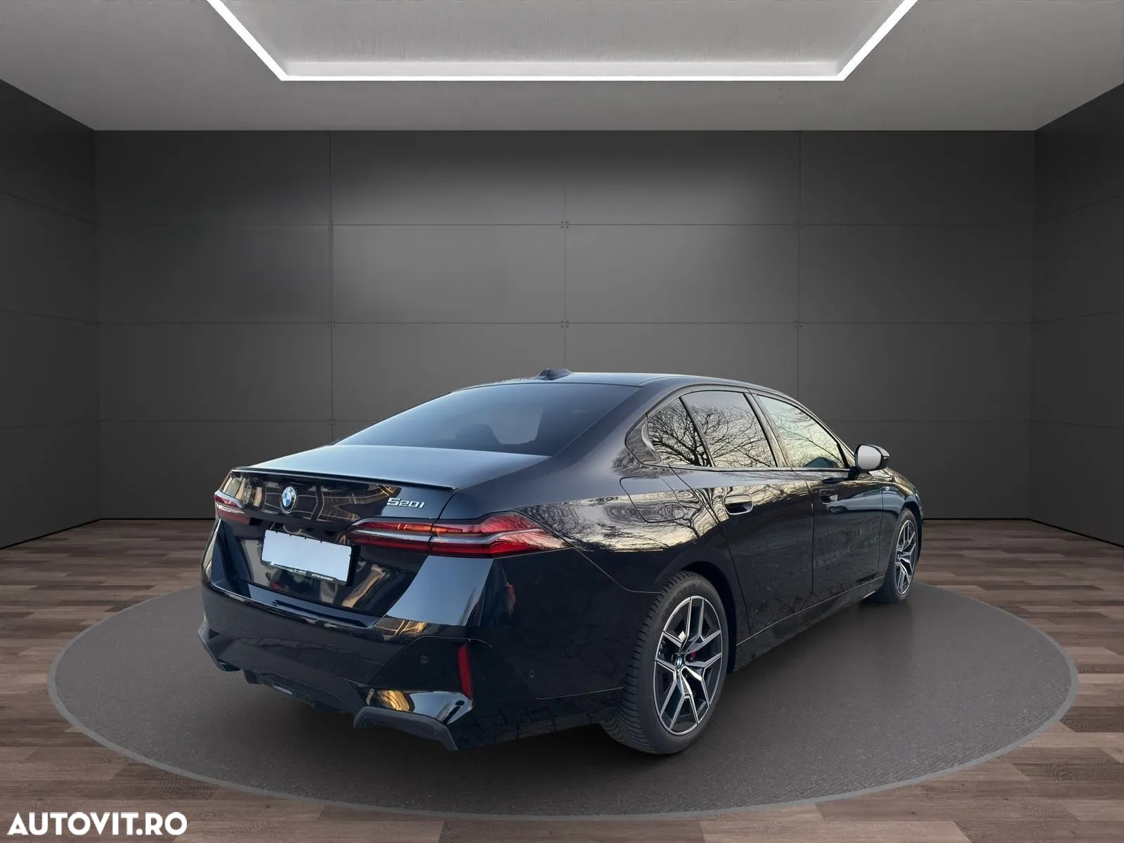 BMW Seria 5 520i Aut. - 8