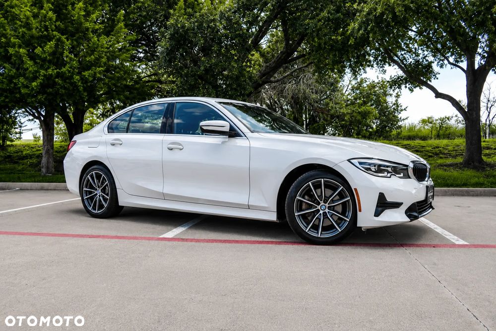 BMW Seria 3 330i xDrive - 7