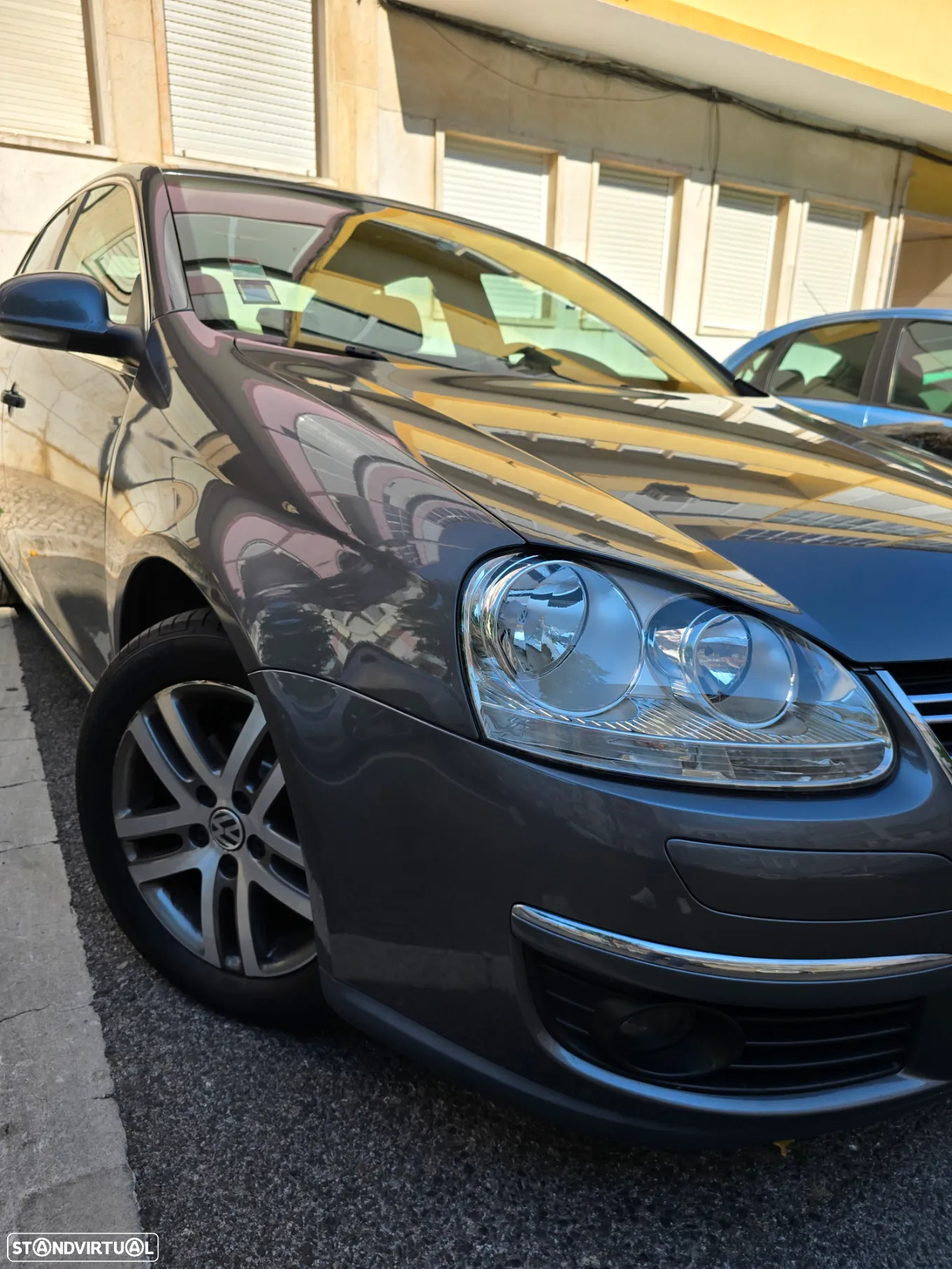 VW Jetta 1.6 TDi Confortline - 20