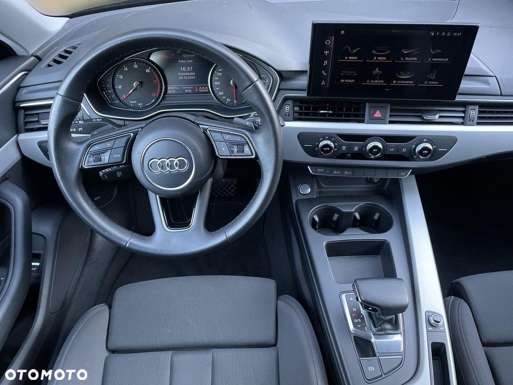 Audi A4 Limousine - 15