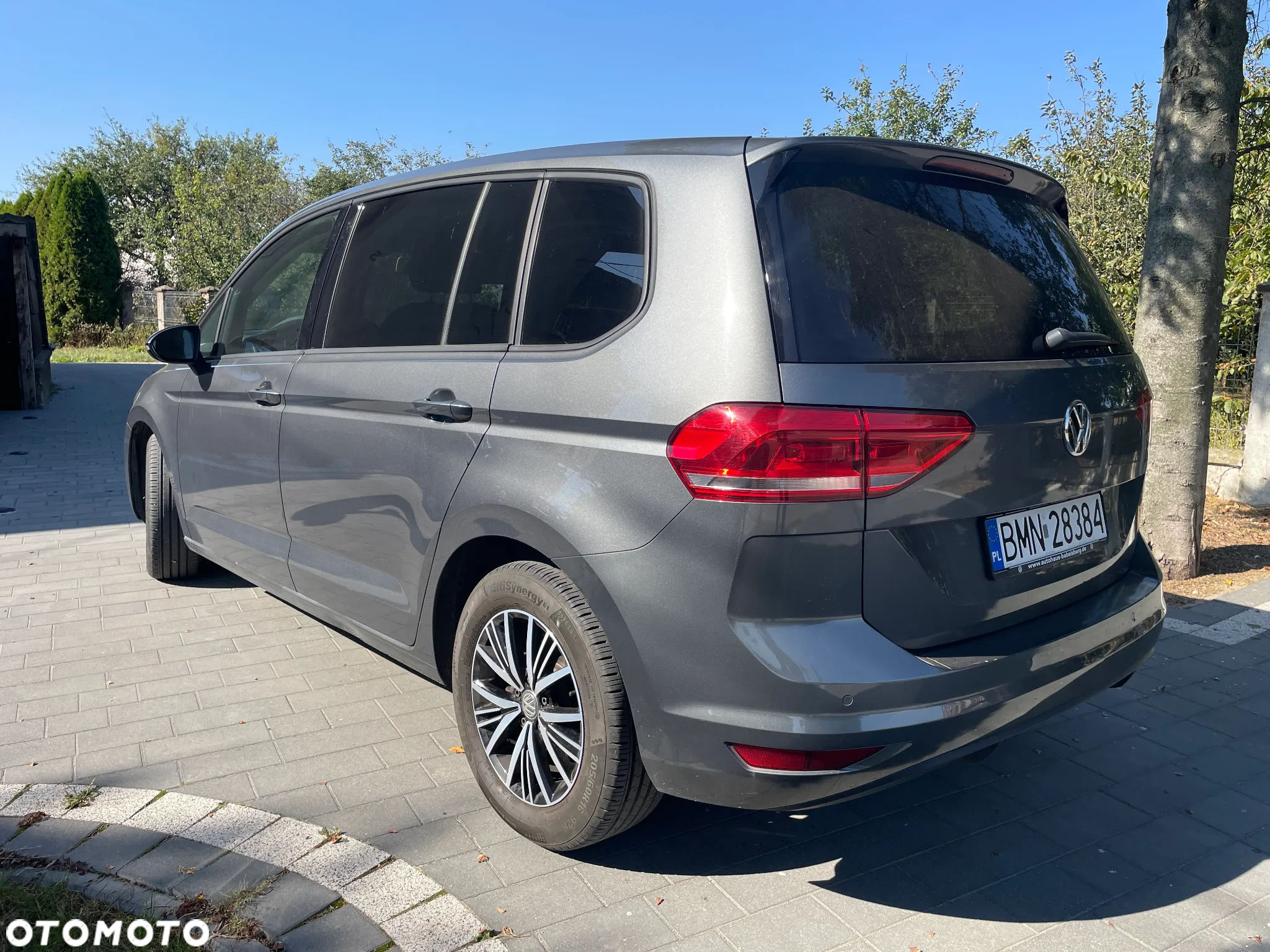 Volkswagen Touran 1.6 TDI SCR (BlueMotion Technology) DSG Trendline - 6