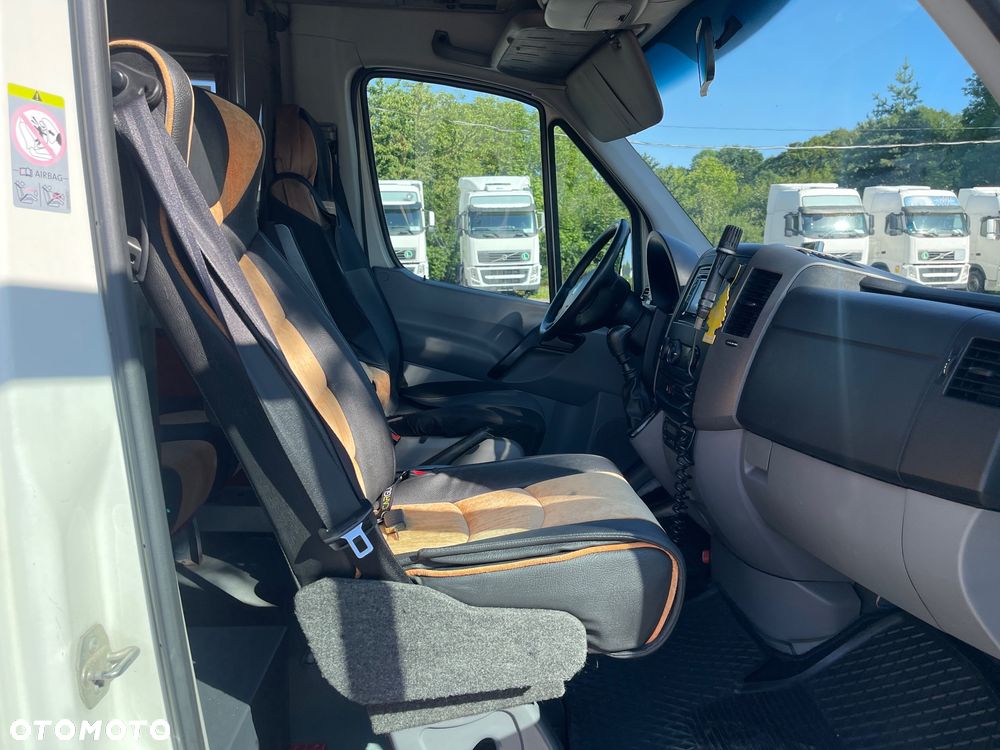 Volkswagen Crafter/2,5Tdi/17 miejsc - 15
