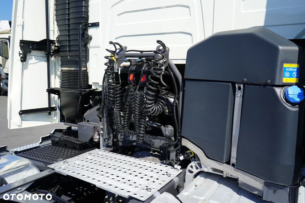 Volvo / FH / AREO / 460 / I – SAVE / LOW DECK / MEGA / XL / E 6 / ACC / I -COOL - 38