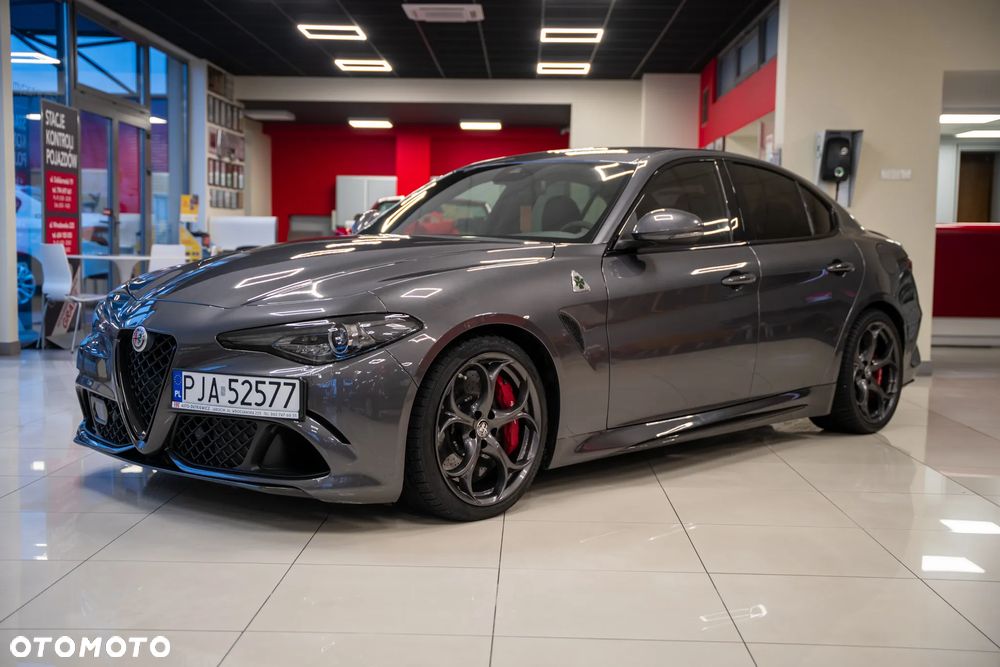 Alfa Romeo Giulia 2.9 Bi Turbo V6 Quadrifoglio - 12