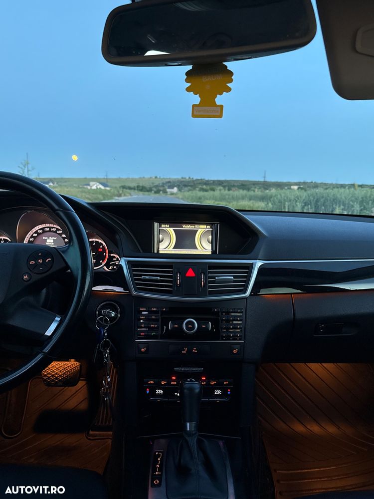 Mercedes-Benz E 220 CDI BlueEfficiency Aut. - 28