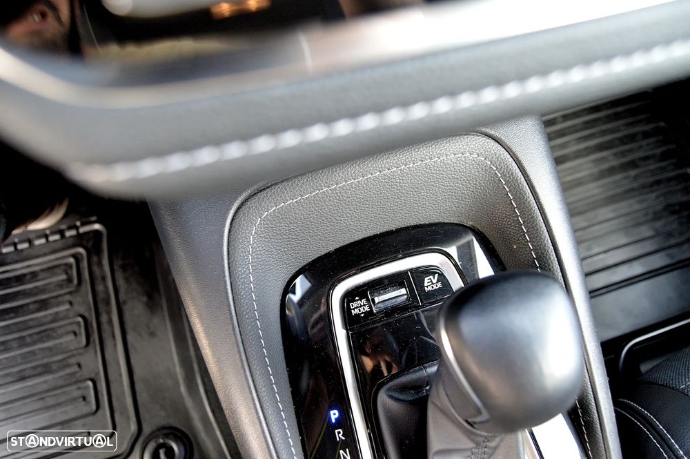 Toyota Corolla Touring Sports 1.8 Hybrid Exclusive - 19